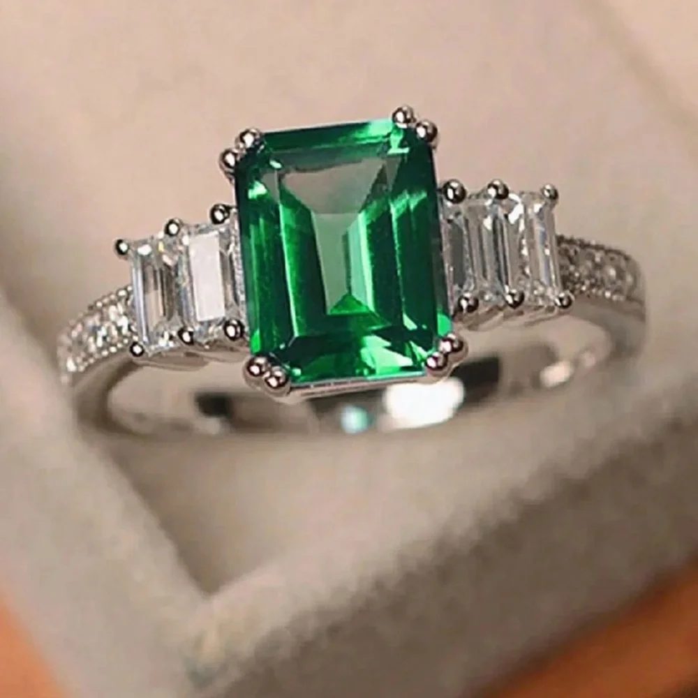DENKAYS GREEN ENGAGEMNET RING SIZE 7 - Picture 2 of 5